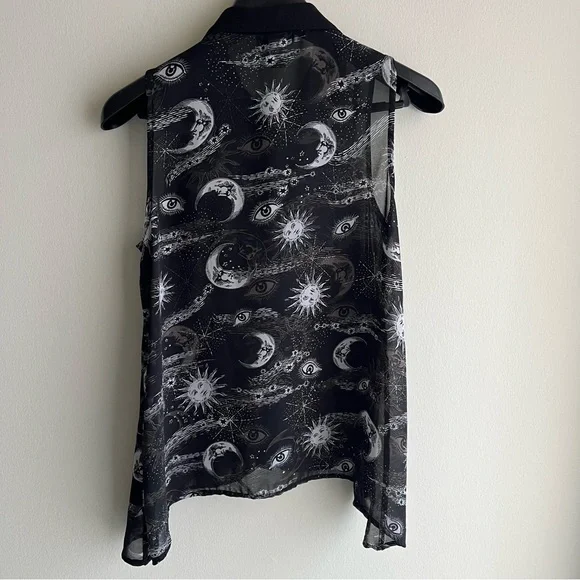 Hot topic shirt xs Whimsy Moon Sun Eye Celestial Tunic Top Black & White - Picture 3 of 5